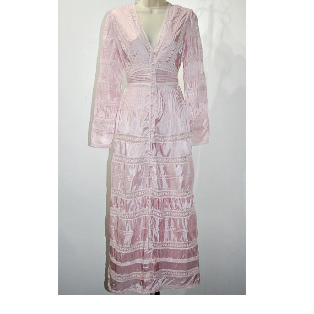 LoveShackFancy Ellitia Victorian Lace Buttoned Maxi Dress in Light Lilac 2  $695 - Picture 10 of 16